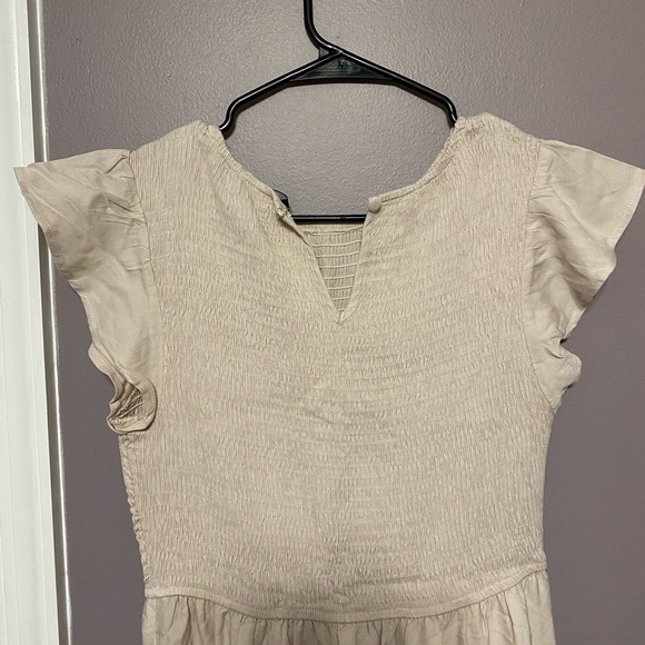 Casual Flutter Short Sleeve Crew Neck Smocked Elastic Waist Tiered Midi Dress - Picture 2 of 6